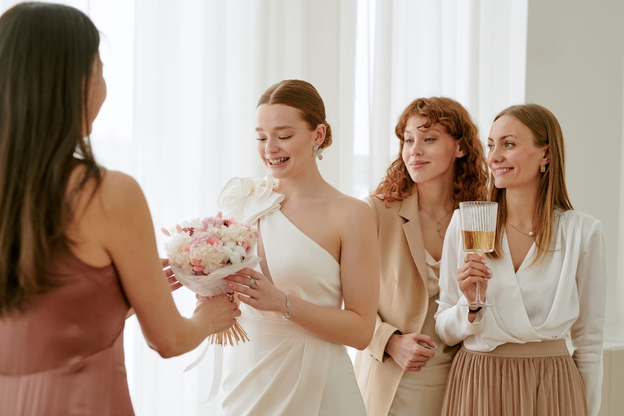 Perfume Gift Ideas for People Who Have Everything