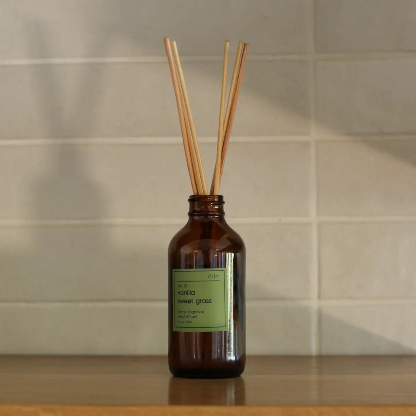 No. 13 Vanilla Sweet Grass Diffuser 2